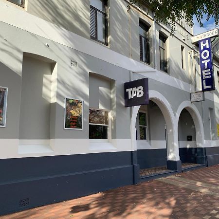 Donnybrook Hotel Wa ภายนอก รูปภาพ